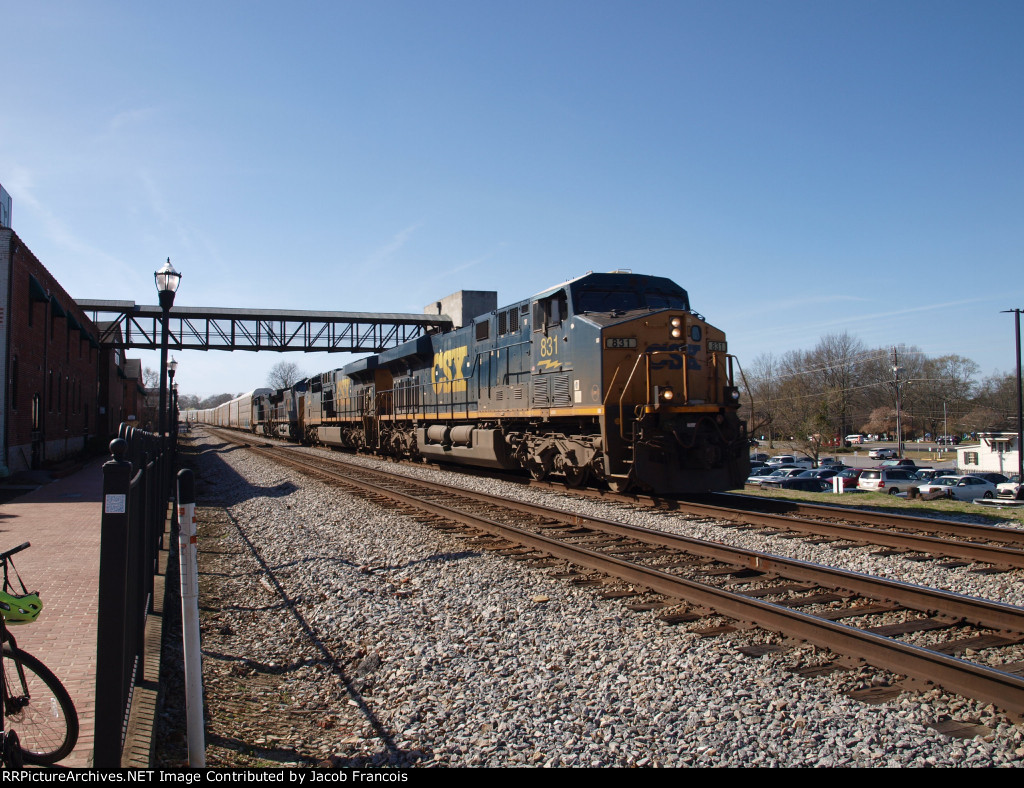 CSX 831